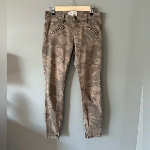 CURRENT/ELLIOTT Commando Camo Jeans
